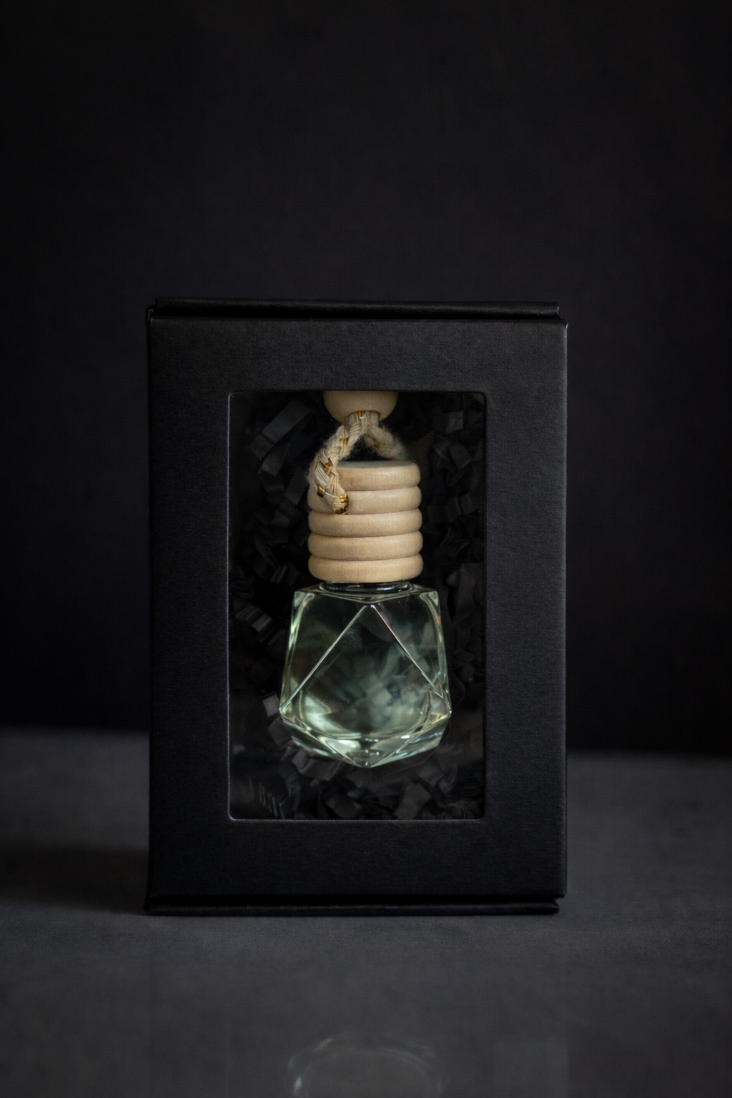 Pure Linen | Scented Hanging Car Diffuser Oil 8 mL | Harper Bee Luxe